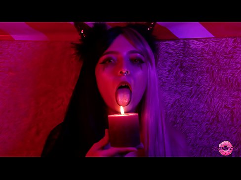 ❤️ Μια παθιασμένη πίπα από ένα σέξι Succubus με ένα σπέρμα στο στόμα της. ️❌ Πλάκες, στο el.sexarxiv.ru ️