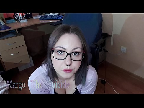 ❤️ Σέξι κορίτσι με γυαλιά πιπιλίζει Dildo βαθιά στην κάμερα ️❌ Πλάκες, στο el.sexarxiv.ru ️